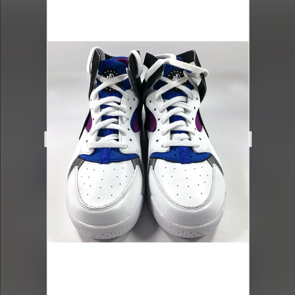 BRAND NEW DSNike Air Flight Huarache Size 10